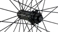 Tune Race 23 Endurance Boost Disc Center Lock 29" Laufradsatz 24 Tune Race 23 Endurance Boost Disc Center Lock 29" Laufradsatz -Abus Fahrrader Geschaft 377783