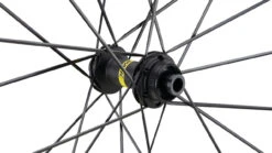 Mavic Cosmic SLR 32 Disc Center Lock Carbon Laufradsatz 11 Mavic Cosmic SLR 32 Disc Center Lock Carbon Laufradsatz -Abus Fahrrader Geschaft 388917