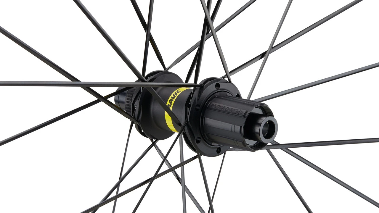 Mavic Cosmic SLR 32 Disc Center Lock Carbon Laufradsatz 7 Mavic Cosmic SLR 32 Disc Center Lock Carbon Laufradsatz – Bild 5