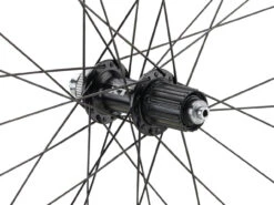 Urban XT V-Brake / Disc Center Lock DT Swiss 535 28" Laufradsatz 13 Urban XT V-Brake / Disc Center Lock DT Swiss 535 28" Laufradsatz -Abus Fahrrader Geschaft 396866