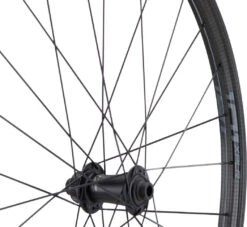 ZIPP 101 XPLR Carbon Tubeless Disc Center Lock 27,5" Laufradsatz -Abus Fahrrader Geschaft 417047