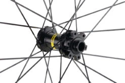 Mavic Crossmax Disc 6-Loch 29" Laufradsatz 11 Mavic Crossmax Disc 6-Loch 29" Laufradsatz -Abus Fahrrader Geschaft 474956