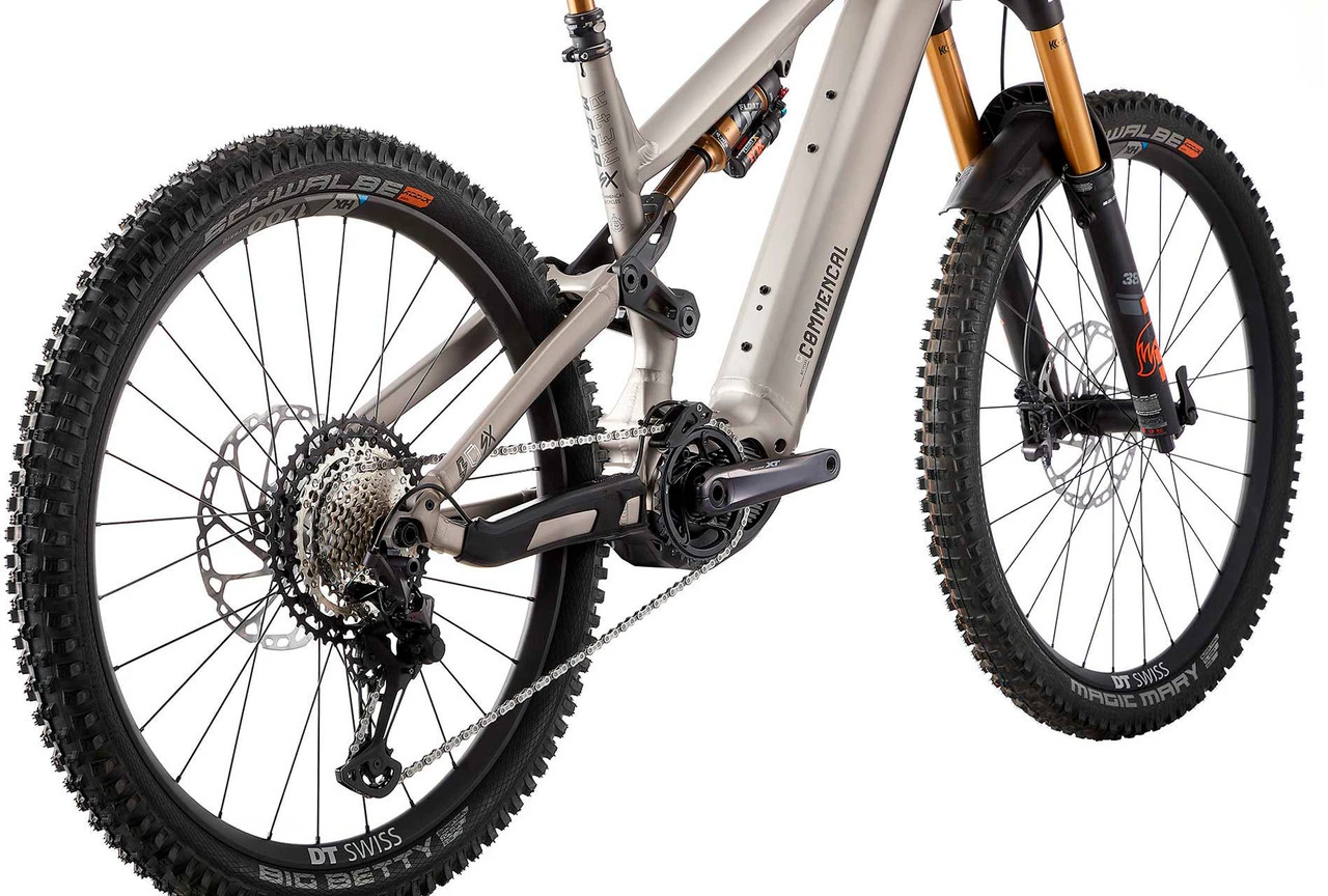 Commencal Meta Power SX Signature 29" / 27,5" E-Mountainbike 6 Commencal Meta Power SX Signature 29" / 27,5" E-Mountainbike – Bild 4