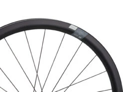 Dt-swiss ERC 1400 DICUT 35 Carbon Disc Center Lock 27,5" Laufradsatz 14 Dt-swiss ERC 1400 DICUT 35 Carbon Disc Center Lock 27,5" Laufradsatz -Abus Fahrrader Geschaft 494643